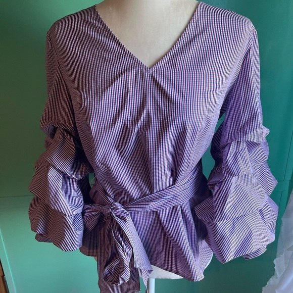 Check ruffle sleeve top - Picture 1 of 7
